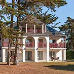 Pierre & Premium Le Domaine De Cramphore 4*