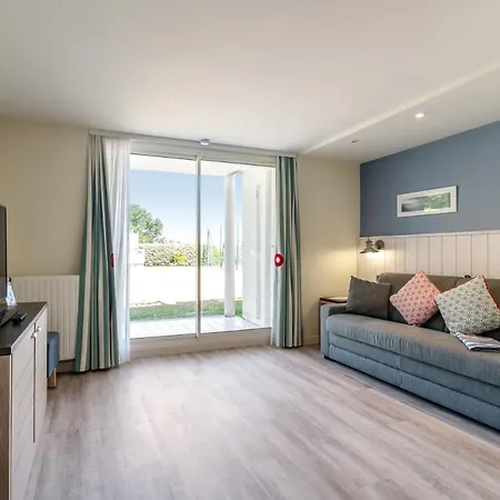Apartahotel Résidence Pierre&vacances Premium Le Domaine De Cramphore 4*