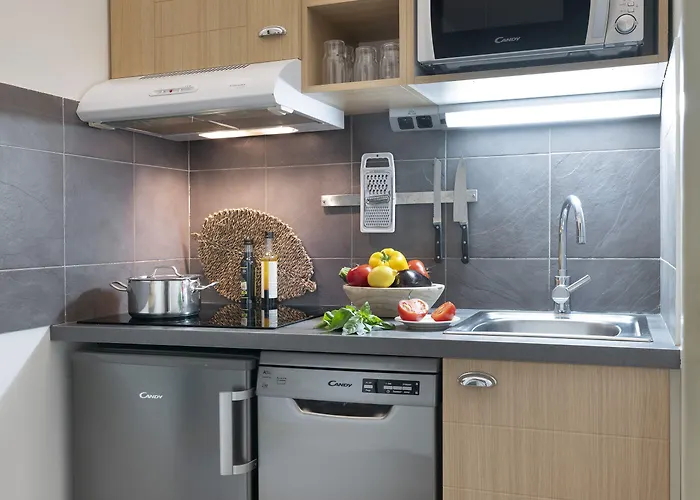 Pierre & Premium Le Domaine De Cramphore 勒宝利古恩