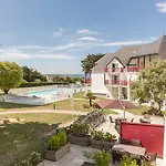 Pierre & Premium Le Domaine De Cramphore Apartmanhotel 4*