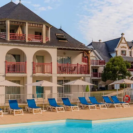 Pierre & Premium Le Domaine De Cramphore 4*