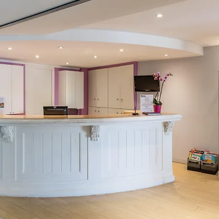 Aparthotel Pierre & Premium Le Domaine De Cramphore