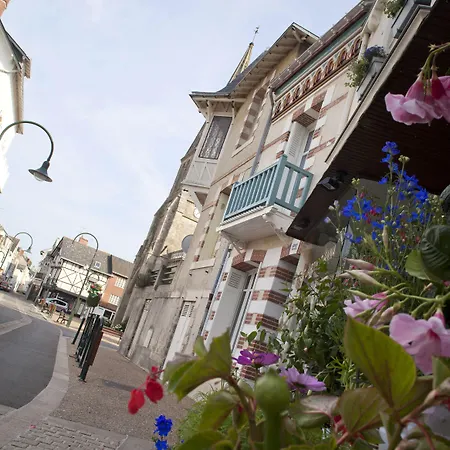 Aparthotel Pierre & Premium Le Domaine De Cramphore Le Pouliguen