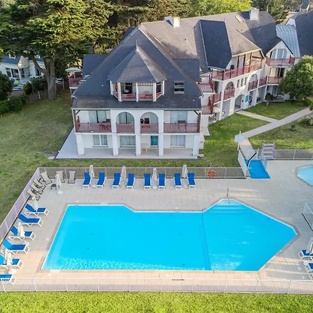 Pierre & Premium Le Domaine De Cramphore Apart-hotel