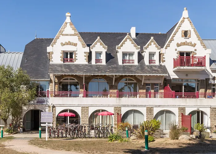 Pierre & Premium Le Domaine De Cramphore 4*