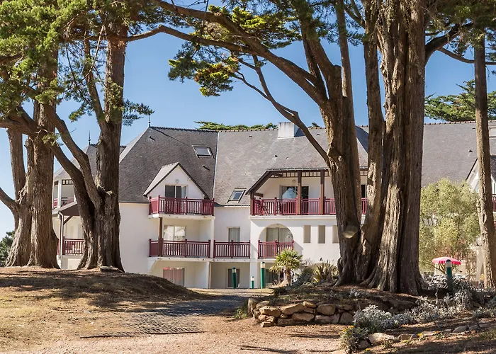 Aparthotel Pierre & Premium Le Domaine De Cramphore 4*