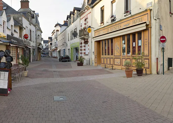 Aparthotel Pierre & Premium Le Domaine De Cramphore 4*