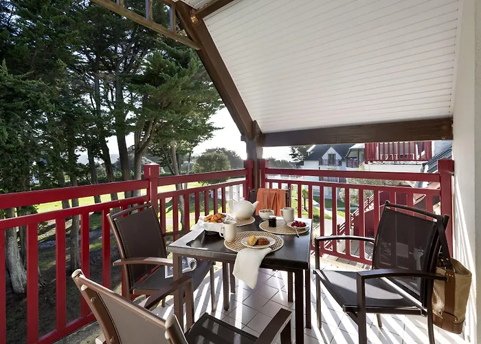 Pierre & Premium Le Domaine De Cramphore