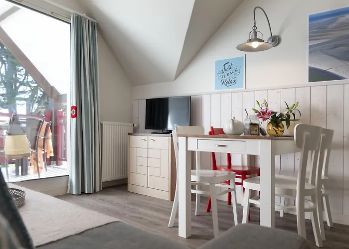 Pierre & Premium Le Domaine De Cramphore 4*