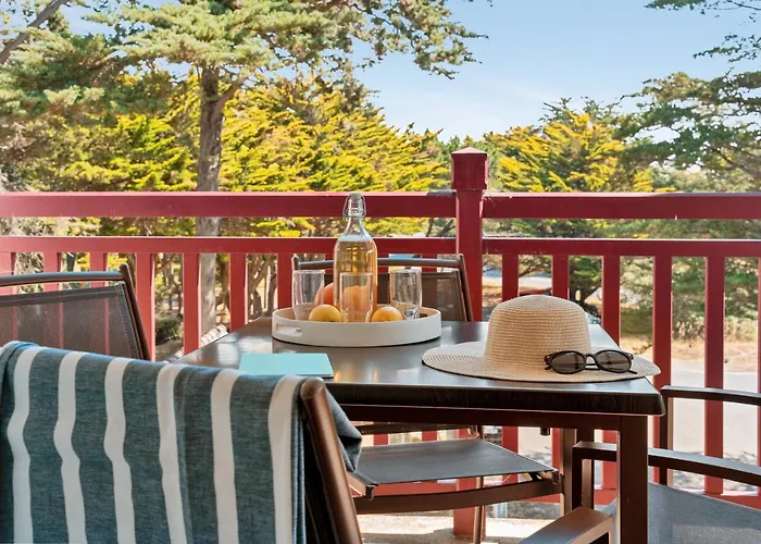 Pierre & Premium Le Domaine De Cramphore 4*